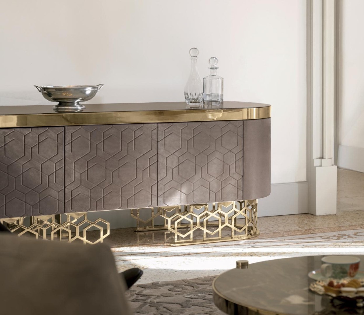 Буфет Longhi Vicky в интерьере