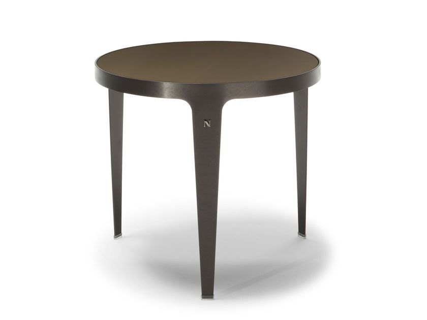 Угловой столик NATUZZI ITALIA Herman в интерьере