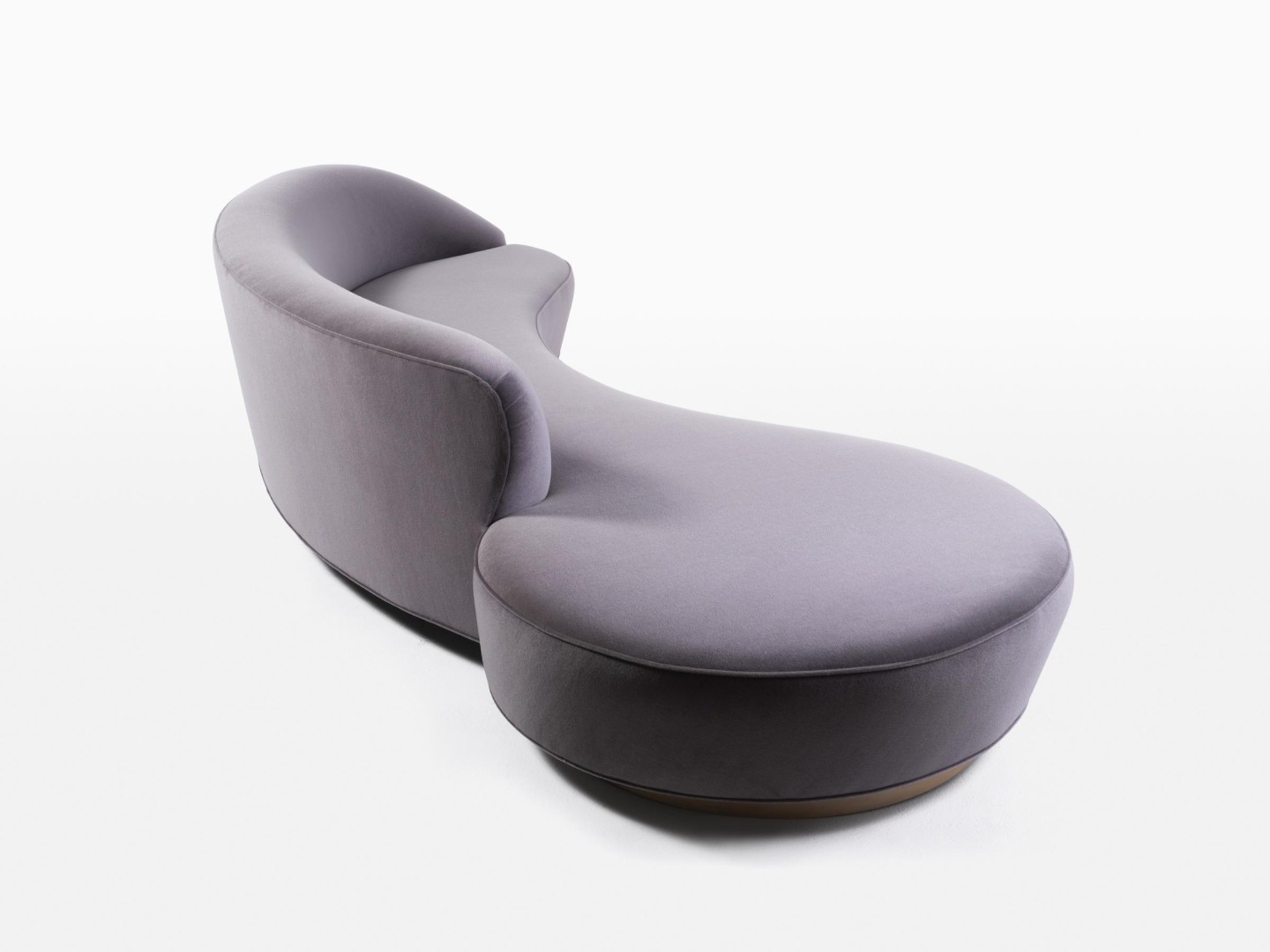 Диван VLADIMIR KAGAN Serpentine в интерьере