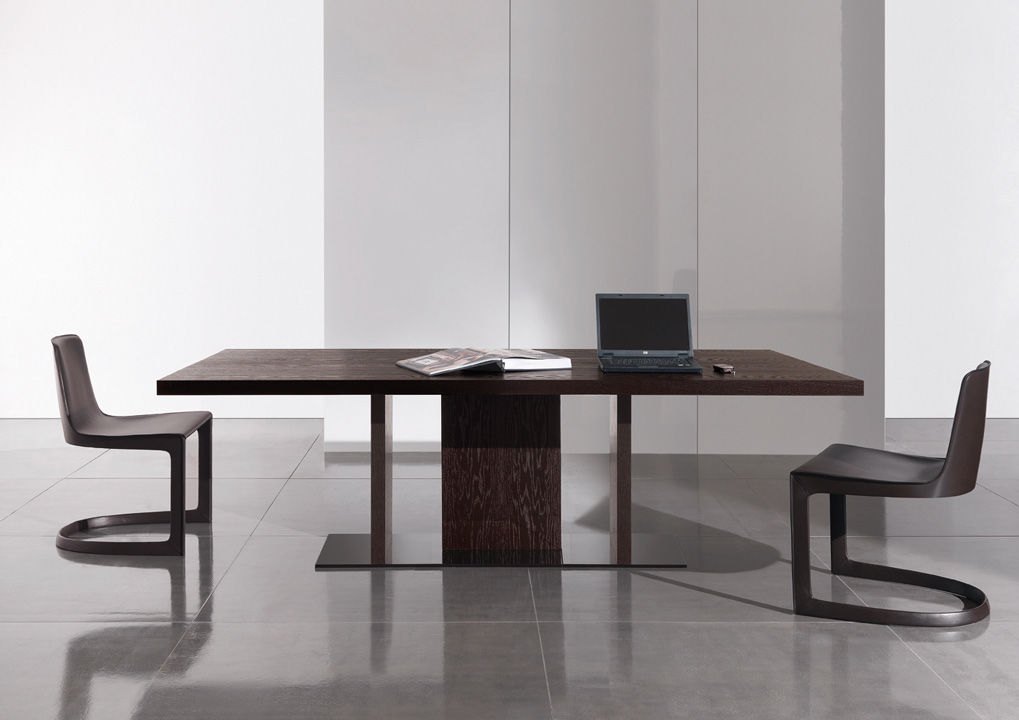 Угловой столик Minotti Toulouse в интерьере