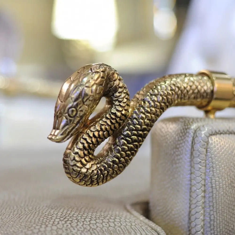 Кресло Cavalli Snake в интерьере