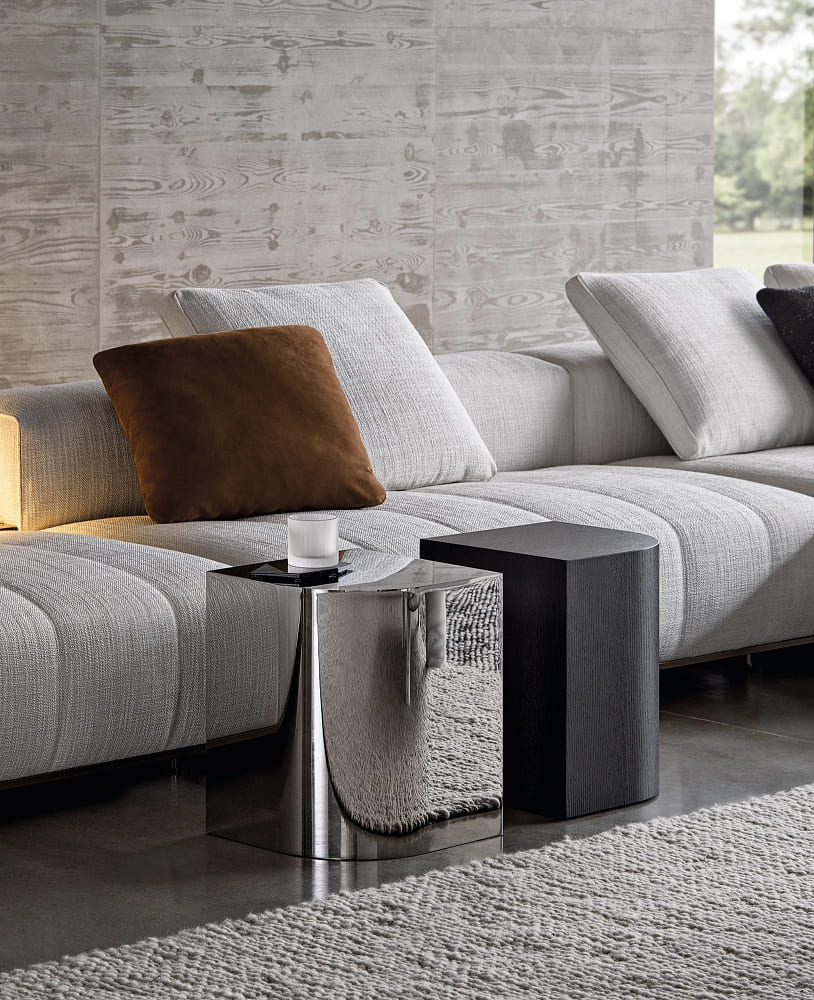 Угловой столик Minotti James в интерьере