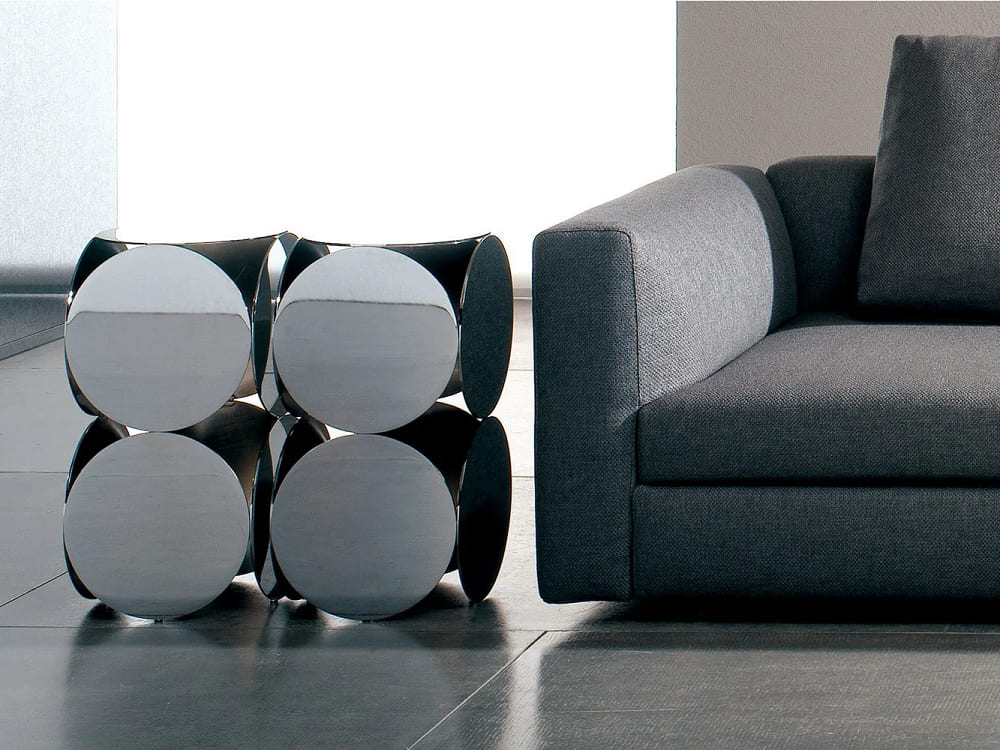 Угловой столик Minotti Still в интерьере