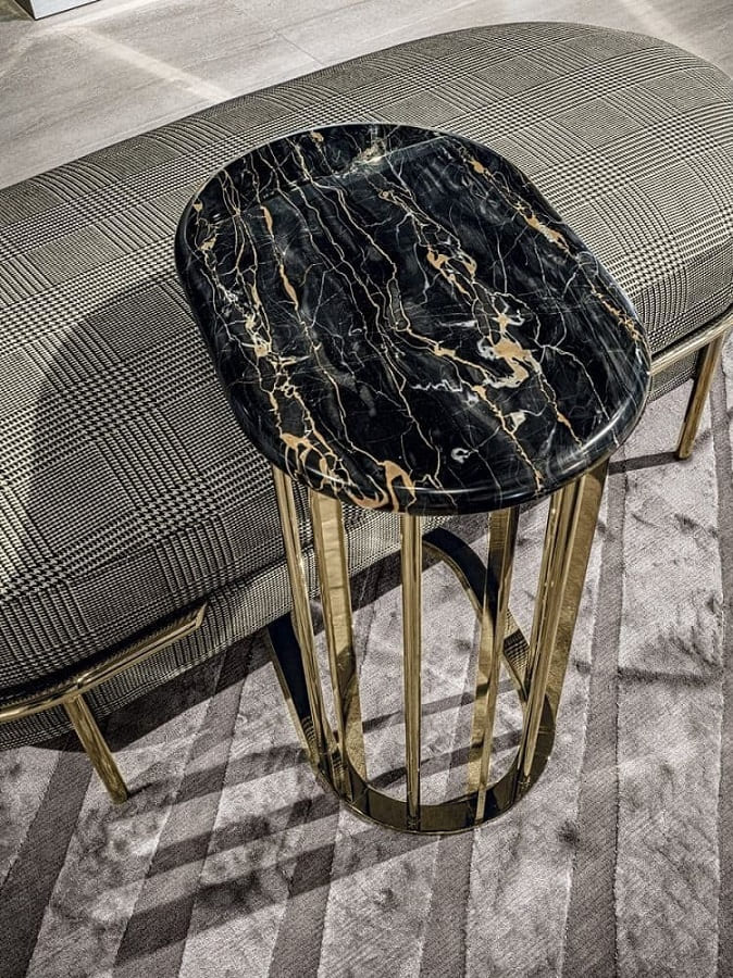 Угловой столик Longhi Balmain в интерьере