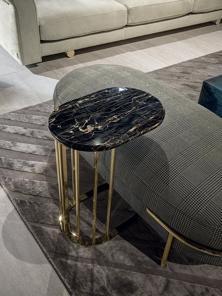 Угловой столик Longhi Balmain в интерьере