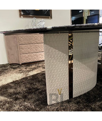Обеденный стол Versace 2400