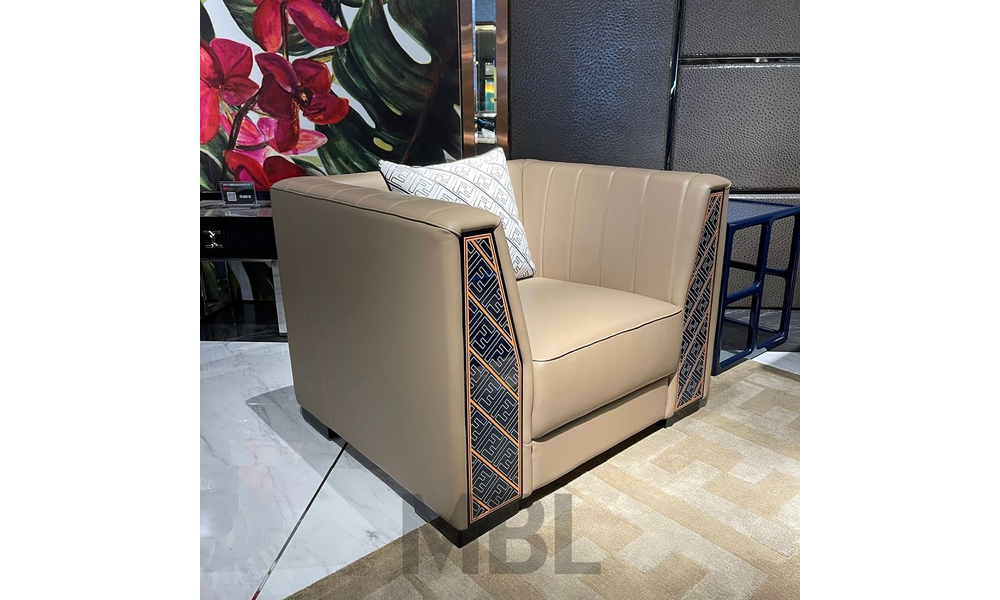 Кресло Fendi, кожа