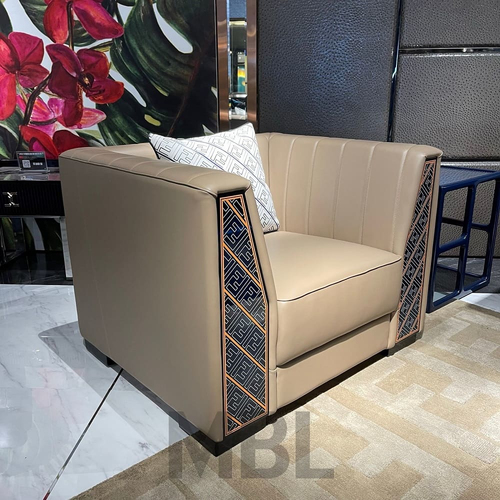 Кресло Fendi, кожа