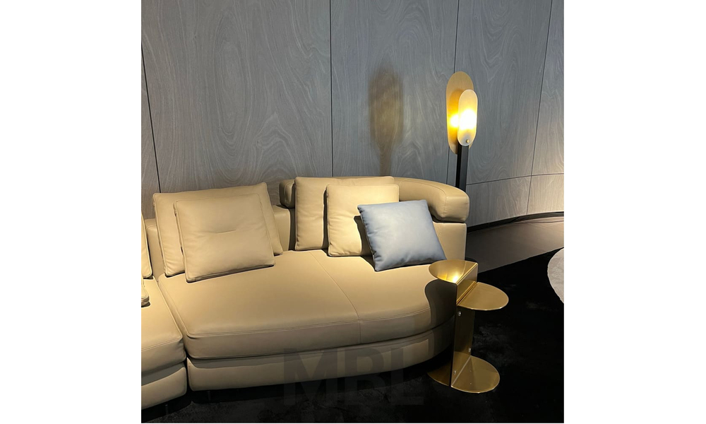 Угловой столик Minotti, золотистый