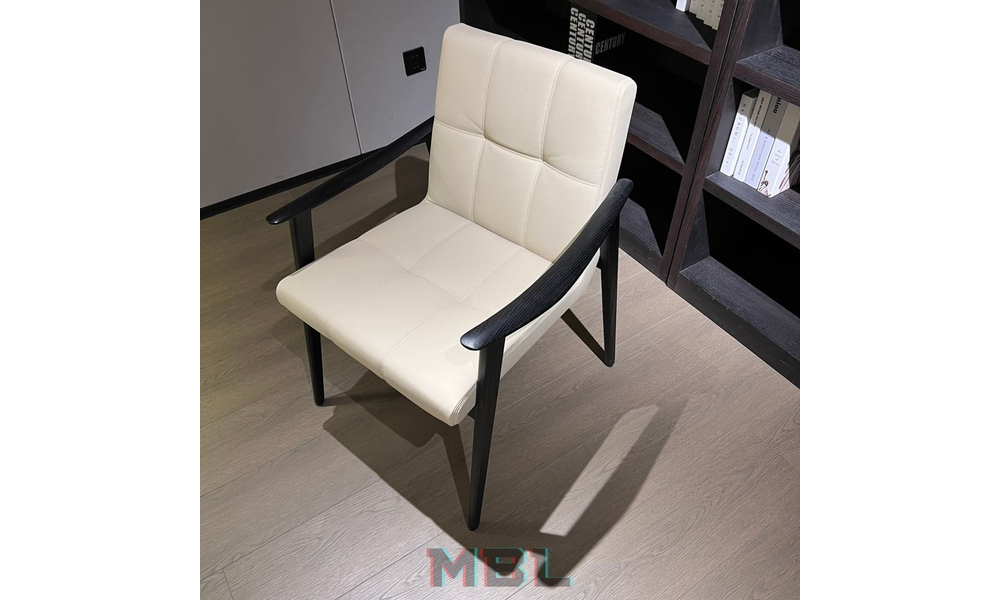 Кресло Minotti 610х630х820, натуральное дерево