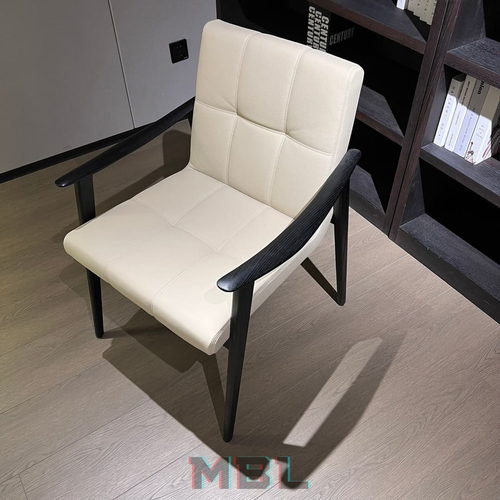 Кресло Minotti 610х630х820, натуральное дерево