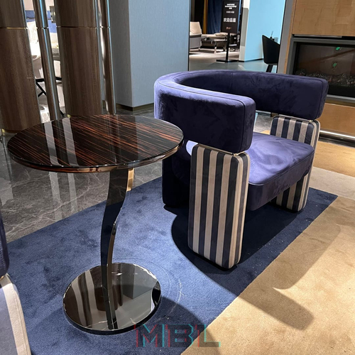 Угловой столик Fendi 500х500х620
