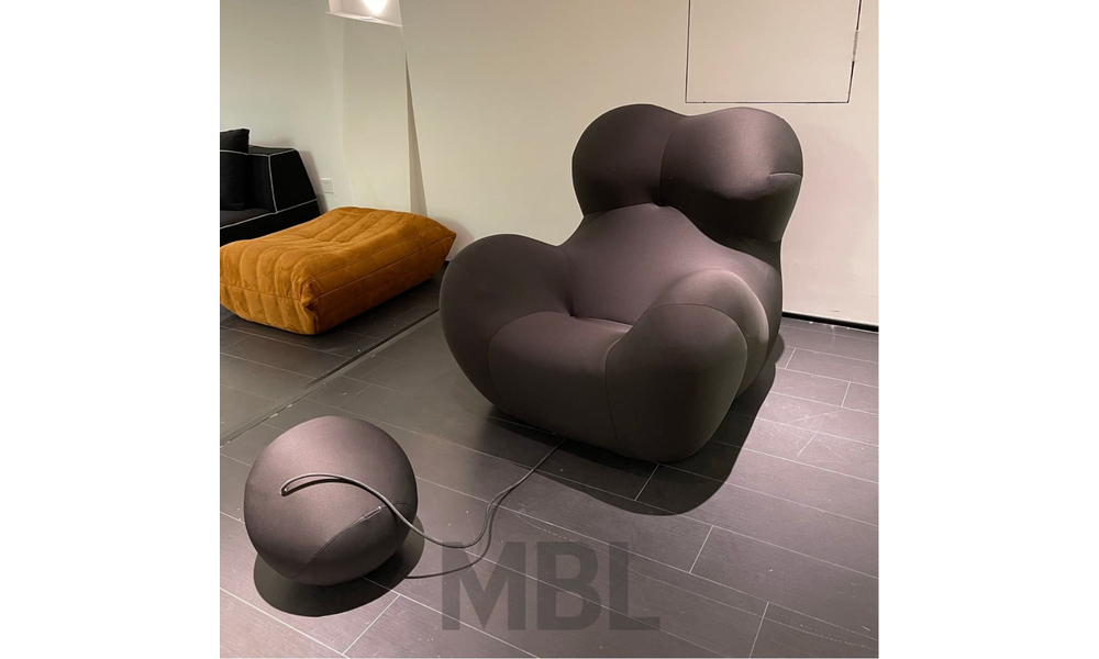 Кресло B&B Italia 920х960х910