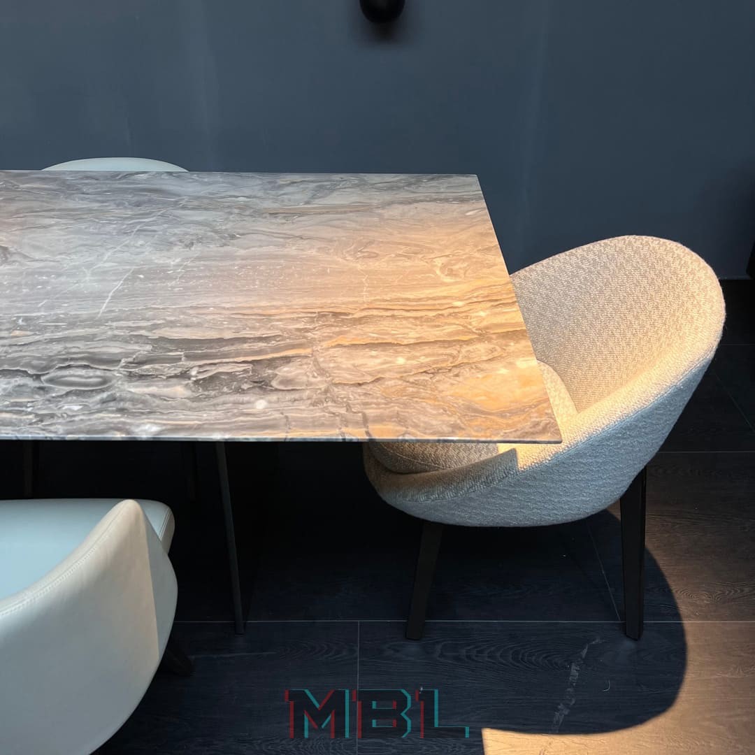 Стул Minotti, ткань, белый в интерьере