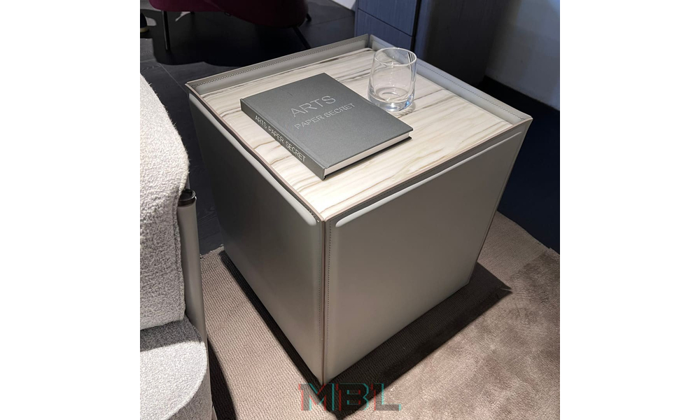 Прикроватная тумба Minotti, кожа