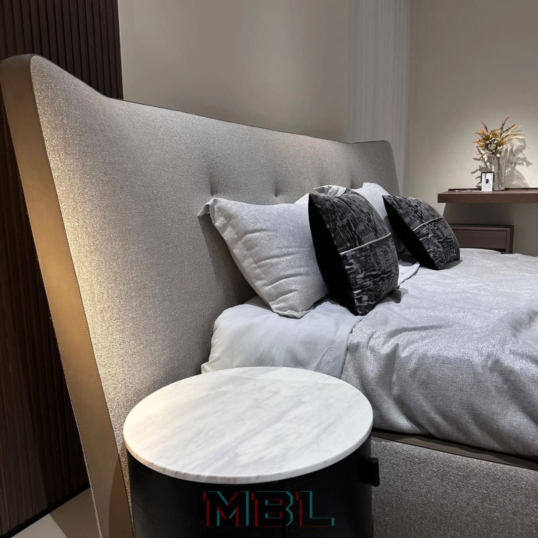 Кровать Poliform 2550х240х1000 в интерьере