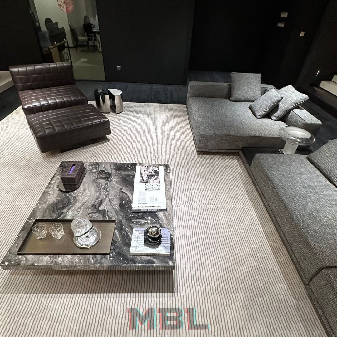 Журнальный столик Minotti 1200х1200х300, серый в интерьере