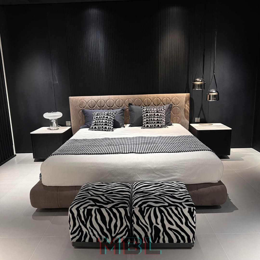 Прикроватная тумба Minotti 550х550х505, венге в интерьере