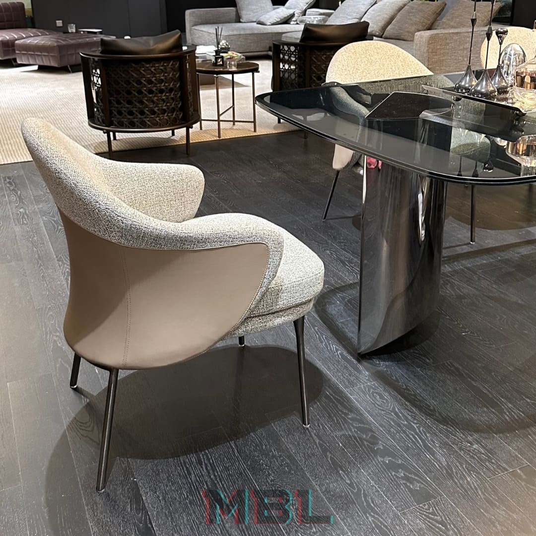 Стул Minotti, экокожа в интерьере