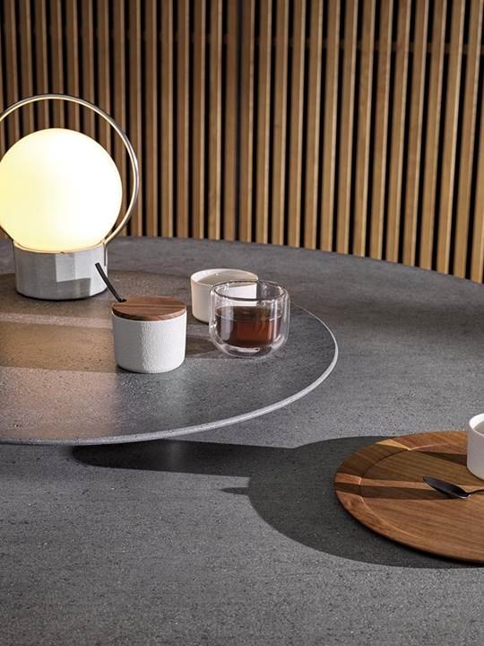 Поднос Minotti Lazy Susan в интерьере