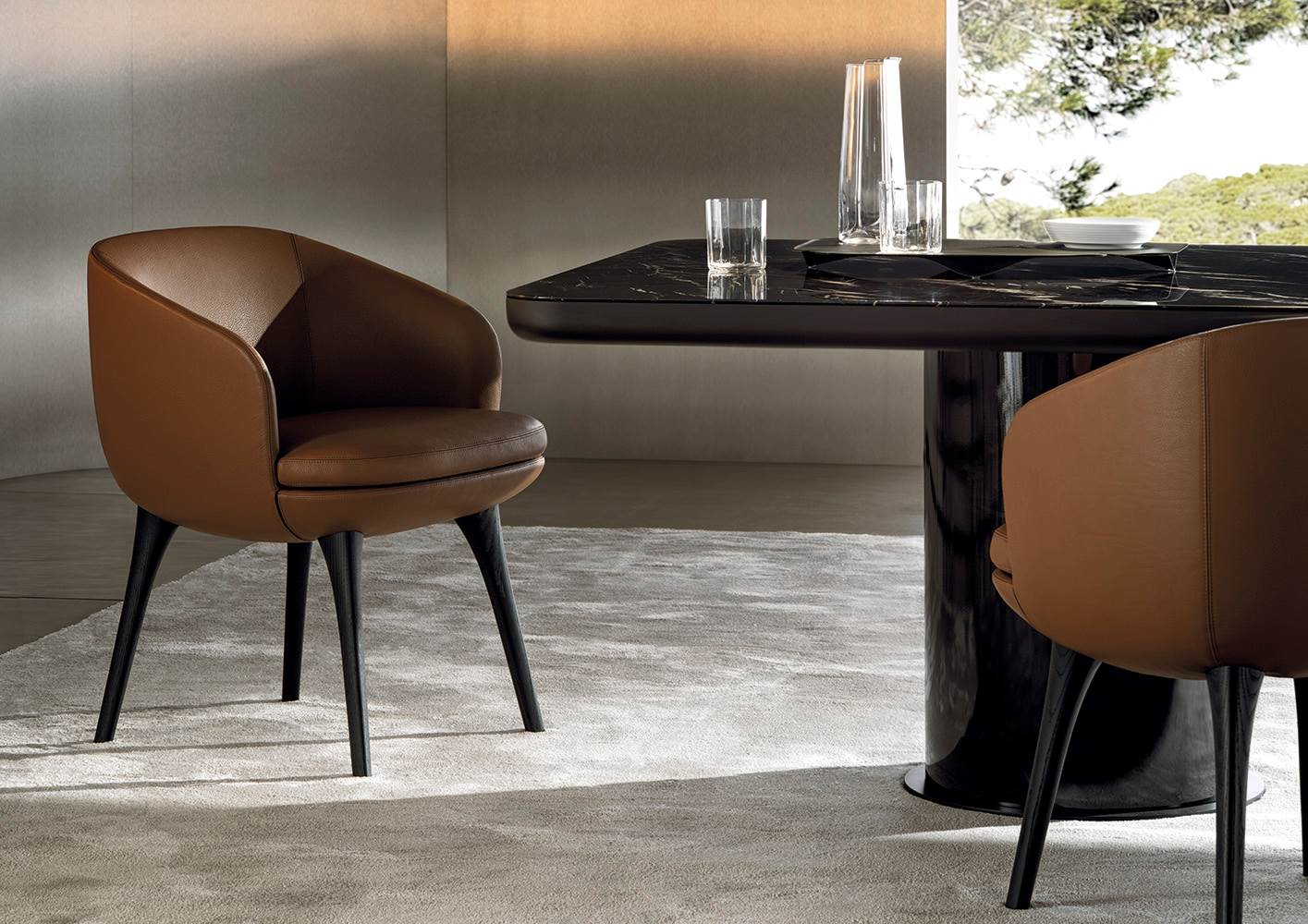 Стул Minotti Raphael в интерьере