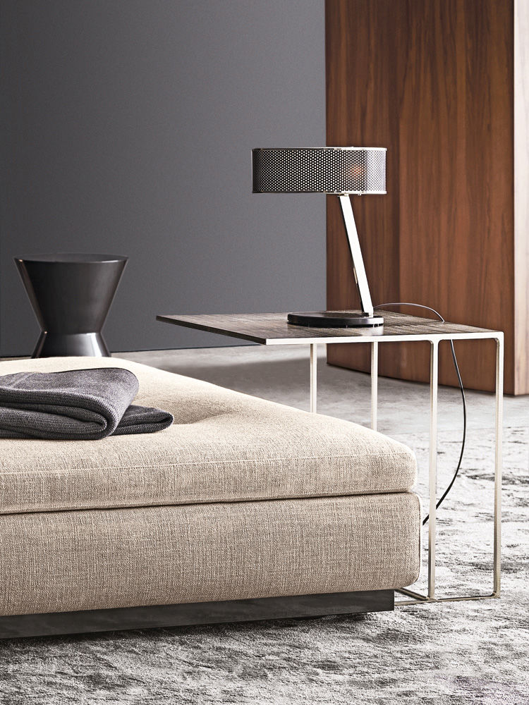 Угловой столик Minotti Leger в интерьере