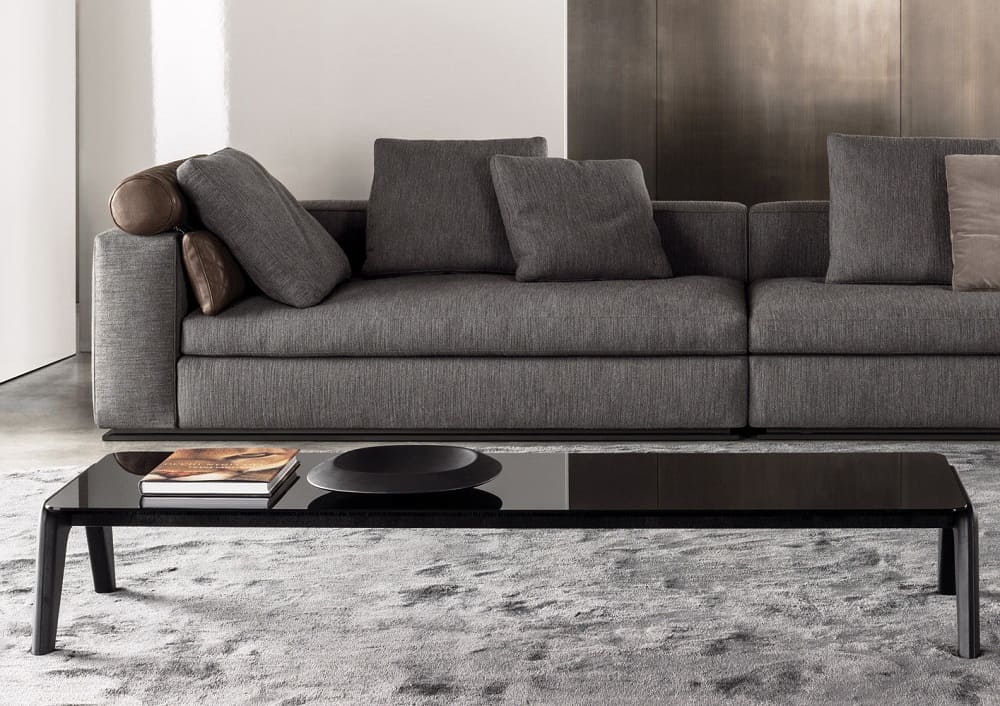 Угловой столик Minotti Kirk Wood в интерьере
