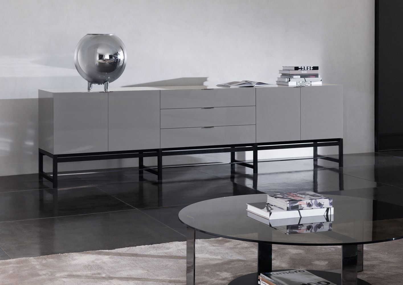 Буфет Minotti Harvey в интерьере