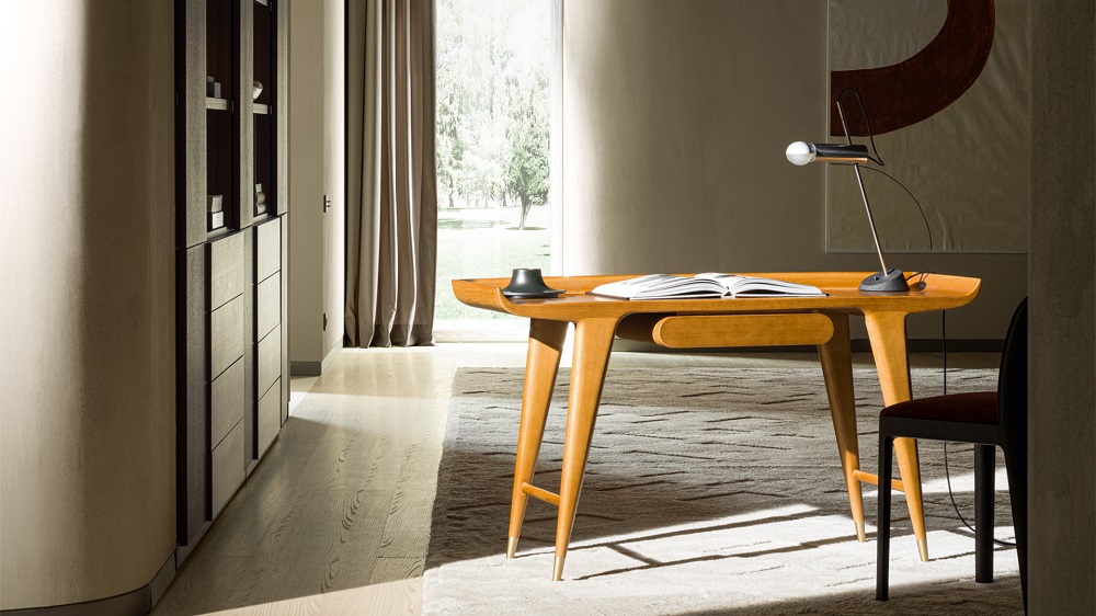 Письменный стол Molteni D.847.1 в интерьере
