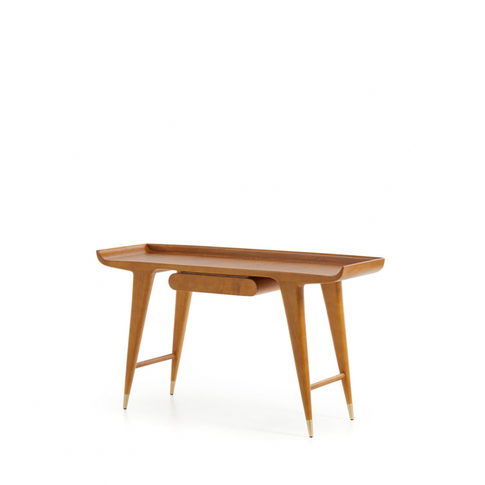 Письменный стол Molteni D.847.1 в интерьере