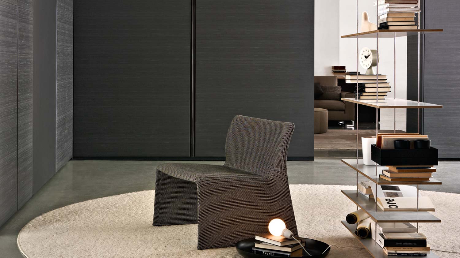 Кресло Molteni Glove в интерьере