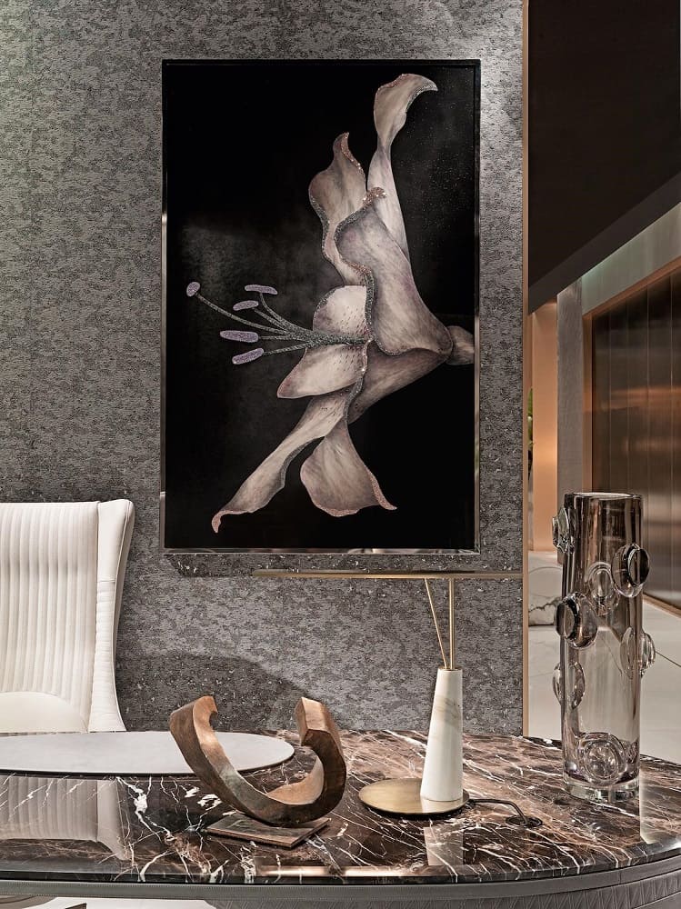 Картина Visionnaire Lilium Fossile в интерьере