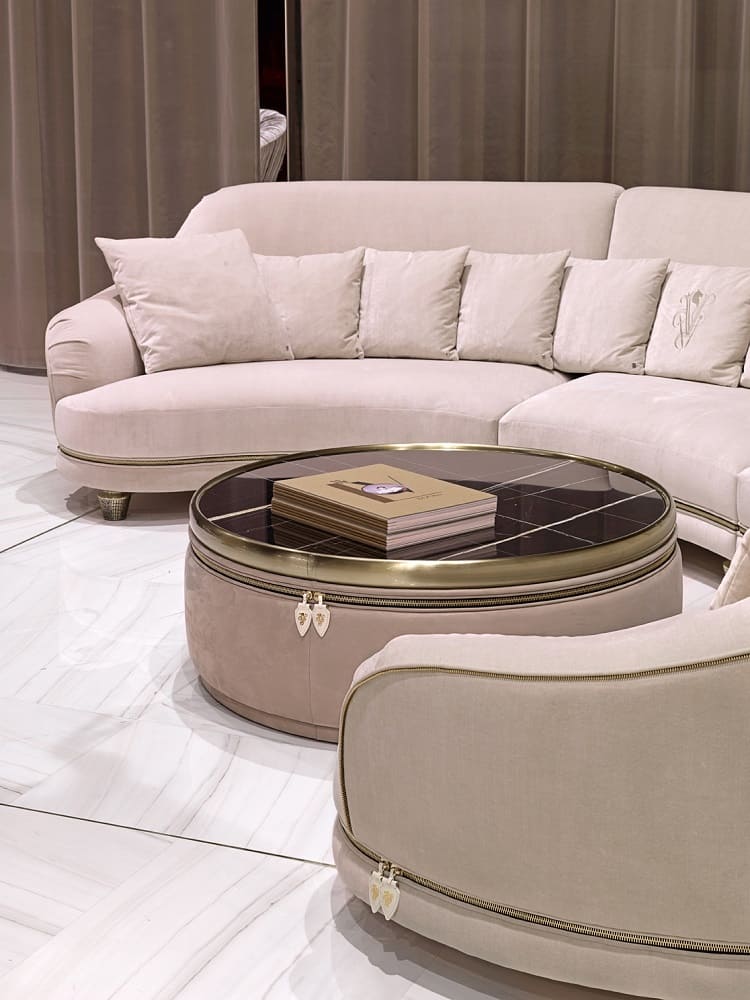 Диван Visionnaire Chatam Curve в интерьере