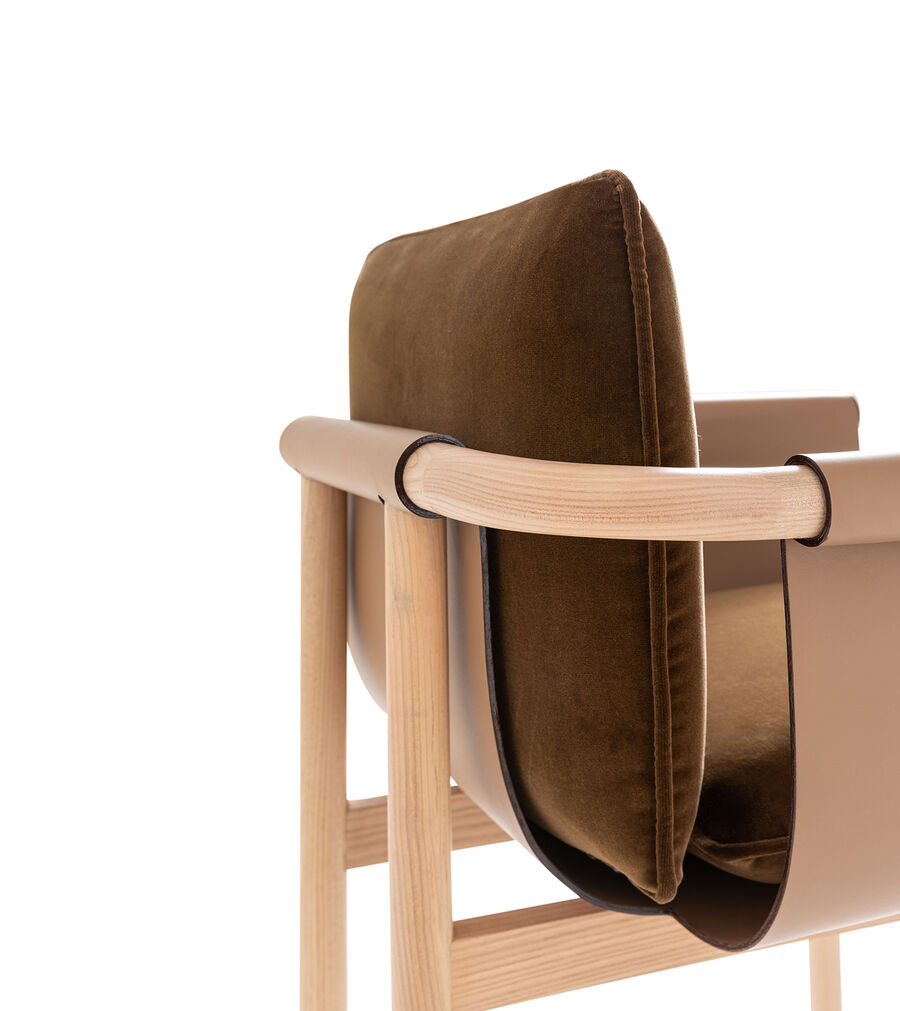 Стул Fendi Totu wood в интерьере