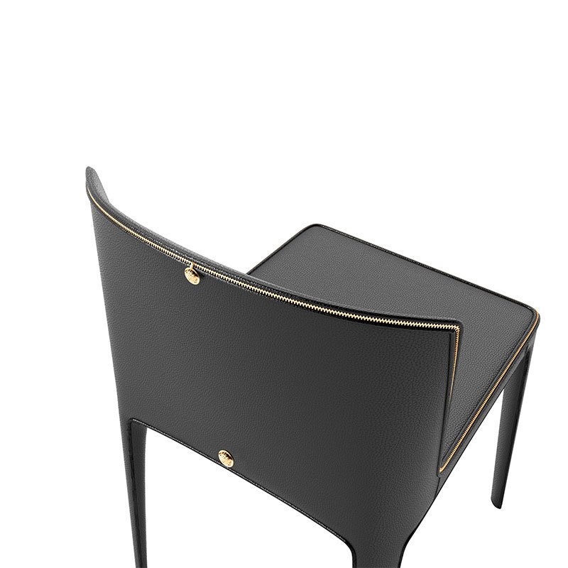 Стул Versace Medusa Trono в интерьере