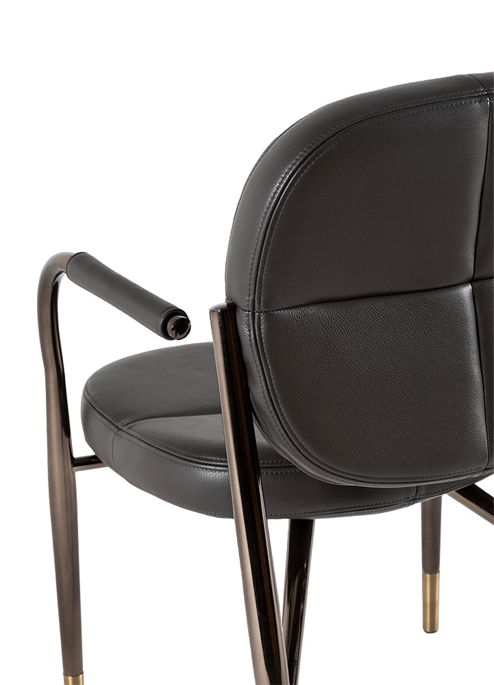 Стул CORNELIO CAPPELLINI Fyra 2 в интерьере