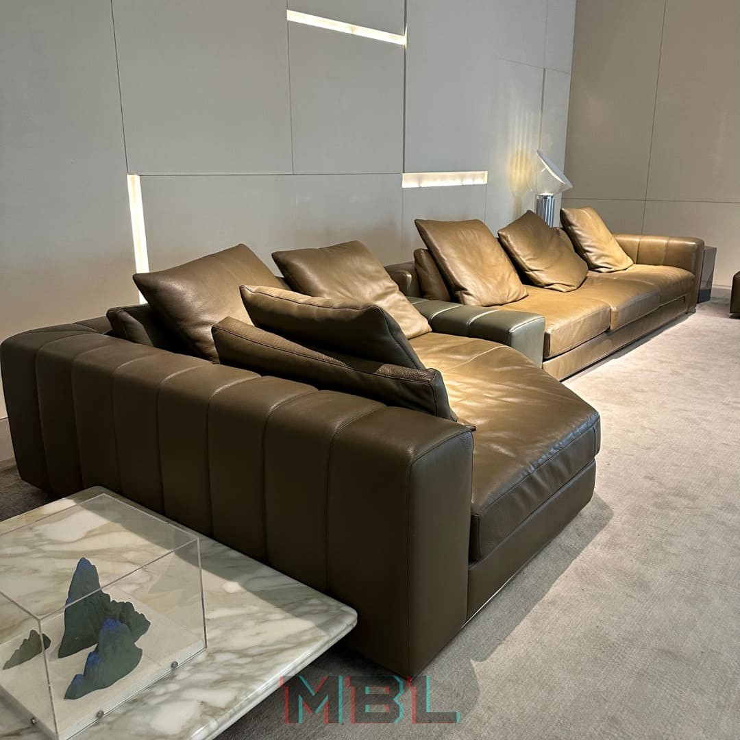 Диван Minotti, зеленый в интерьере