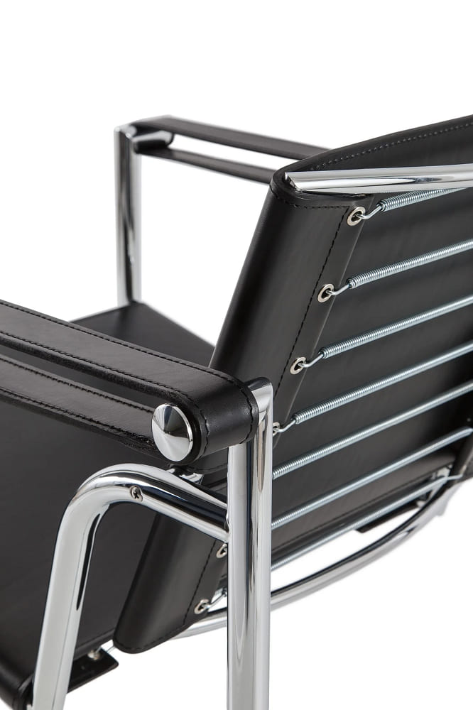 Кресло Cassina LC1 в интерьере