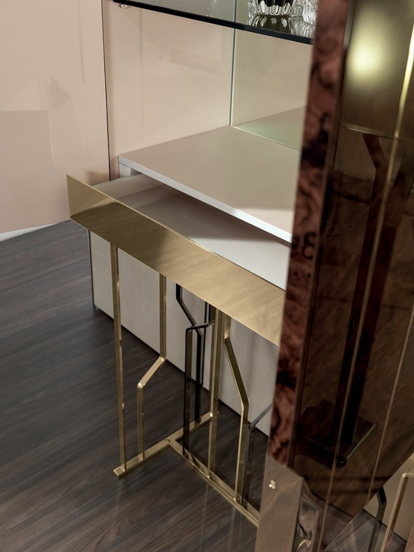 Буфет Longhi Ginza в интерьере