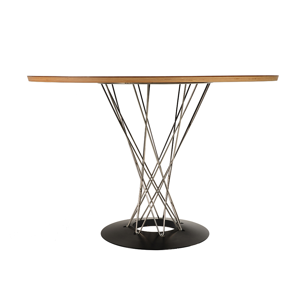 Журнальный столик ISAMU NOGUCHI Cyclone в интерьере