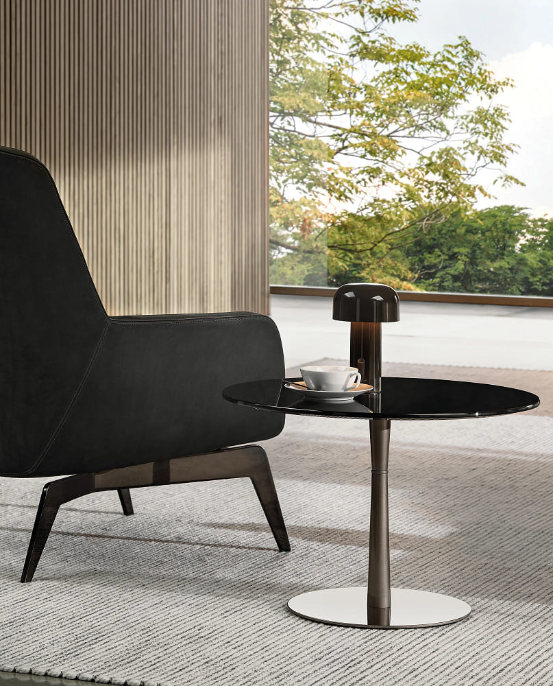 Угловой столик Minotti Jigger в интерьере